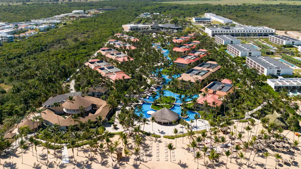 Jewel Punta Cana all-inclusive beach resort in Dominican Republic with tropical gardens, beachfront pools, and family-friendly atmosphere.